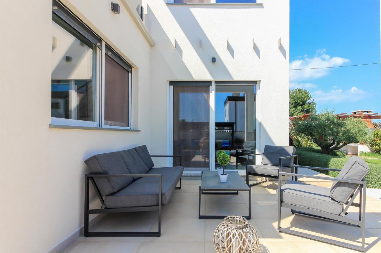 Modern Villa Nerina With Private Pool Near Пула Экстерьер фото