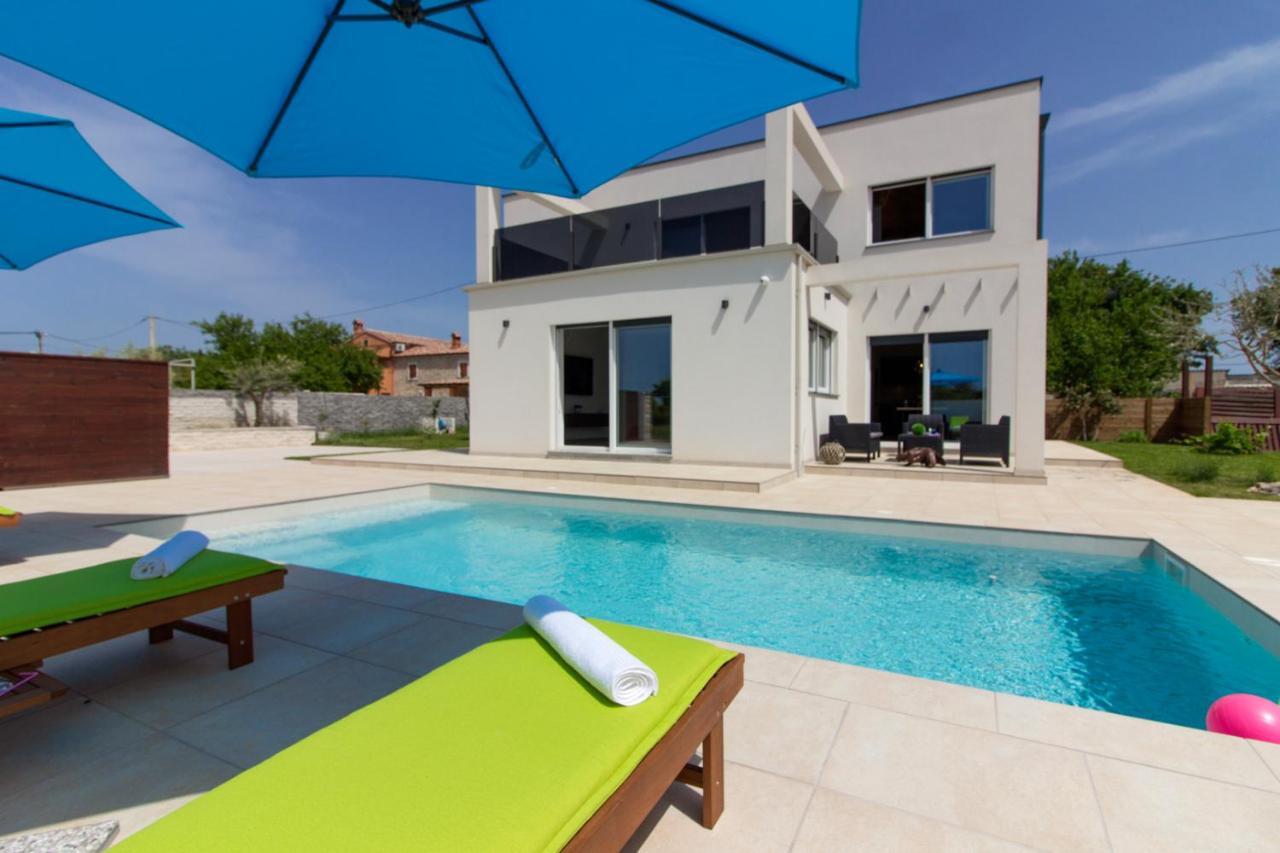 Modern Villa Nerina With Private Pool Near Пула Экстерьер фото